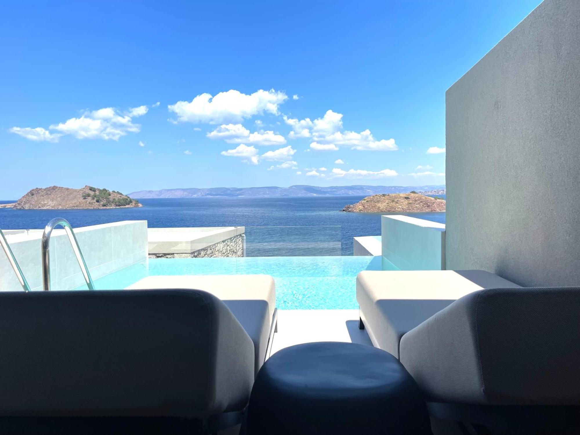 Eleia Seafront Rooms & Villas Petra  Exteriör bild