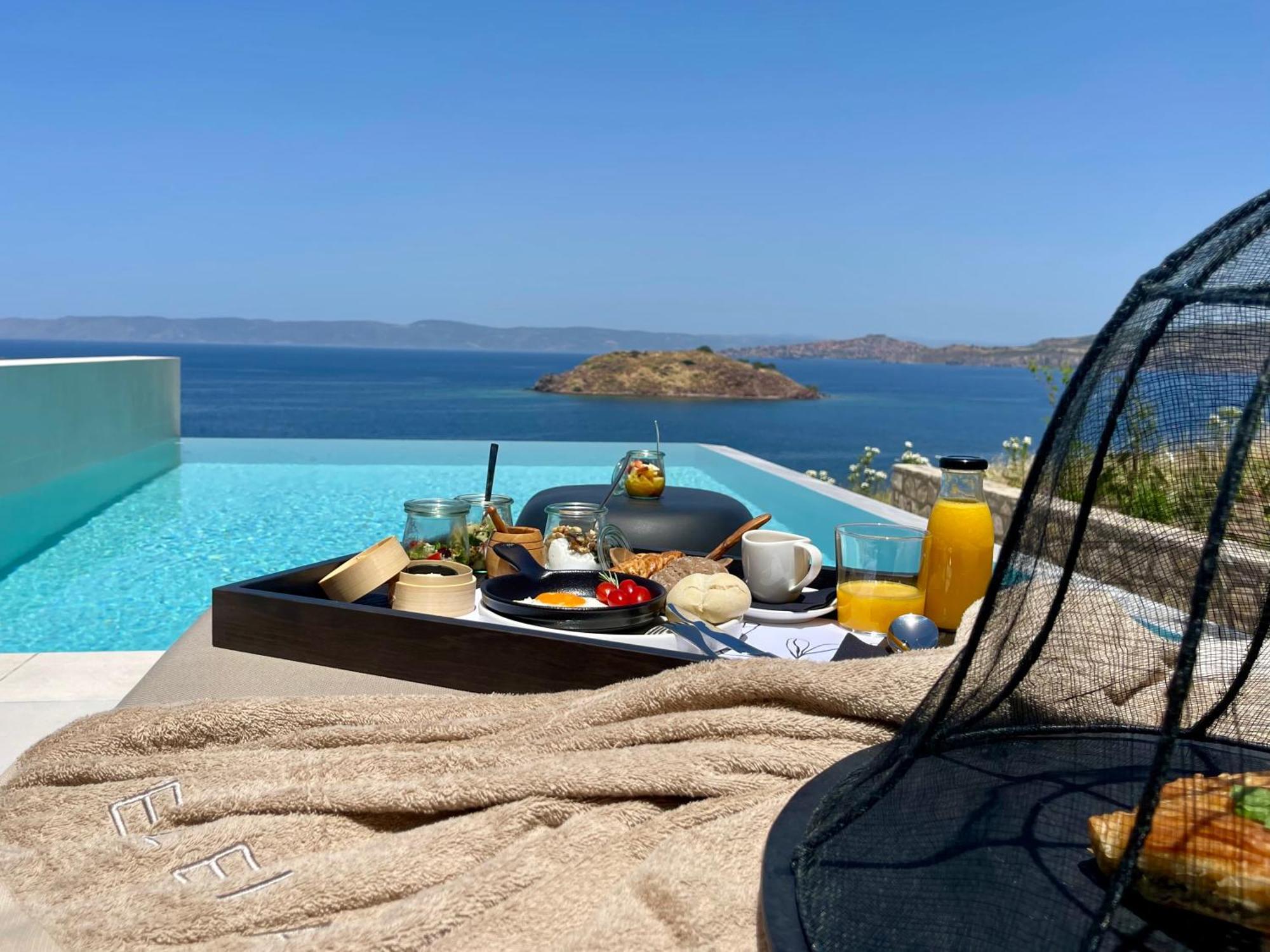 Eleia Seafront Rooms & Villas Petra  Exteriör bild
