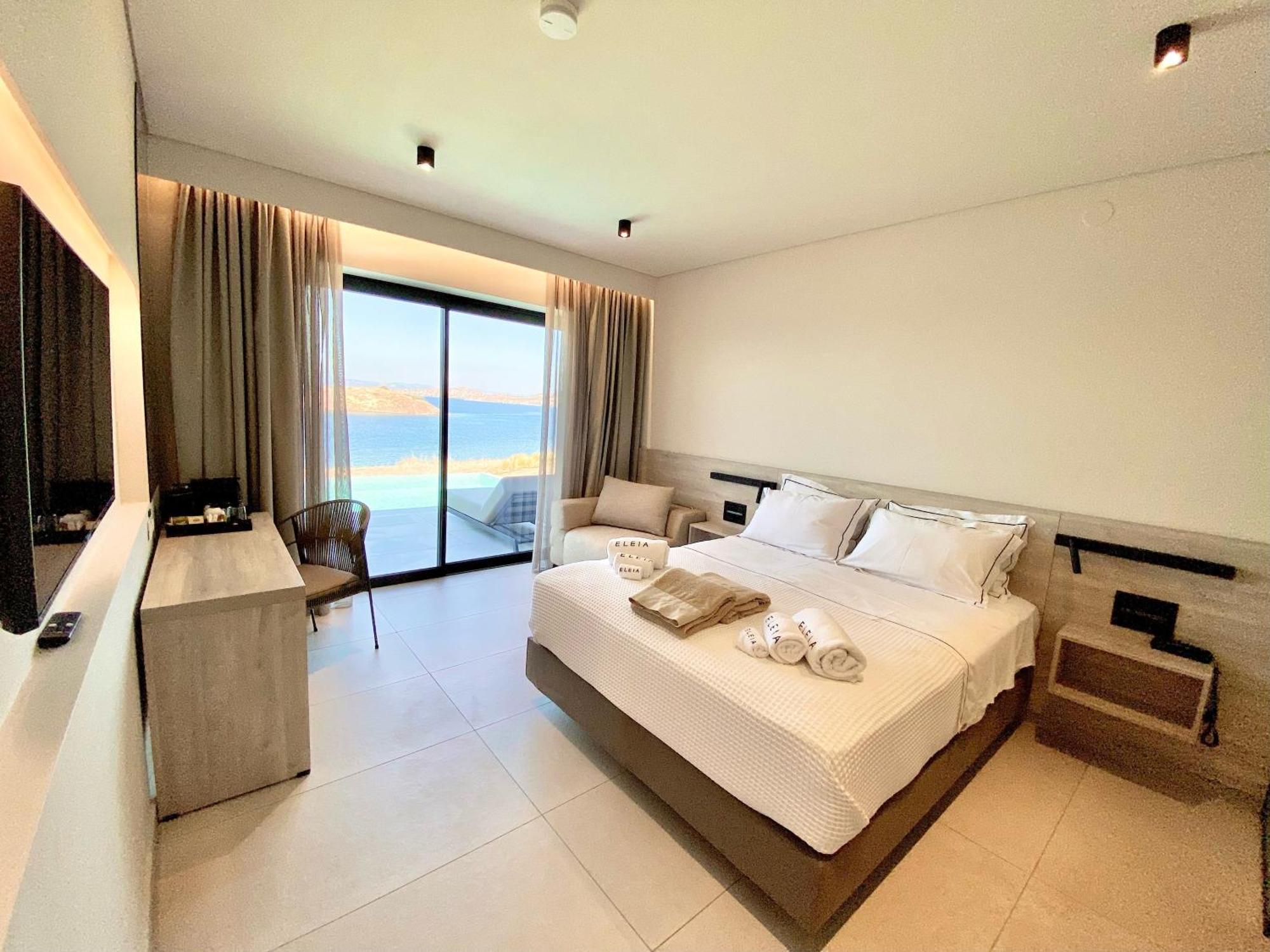 Eleia Seafront Rooms & Villas Petra  Exteriör bild
