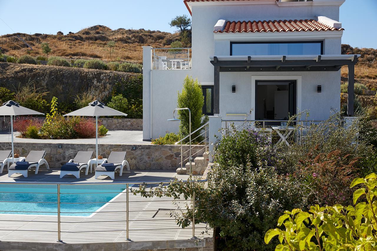 Eleia Seafront Rooms & Villas Petra  Exteriör bild