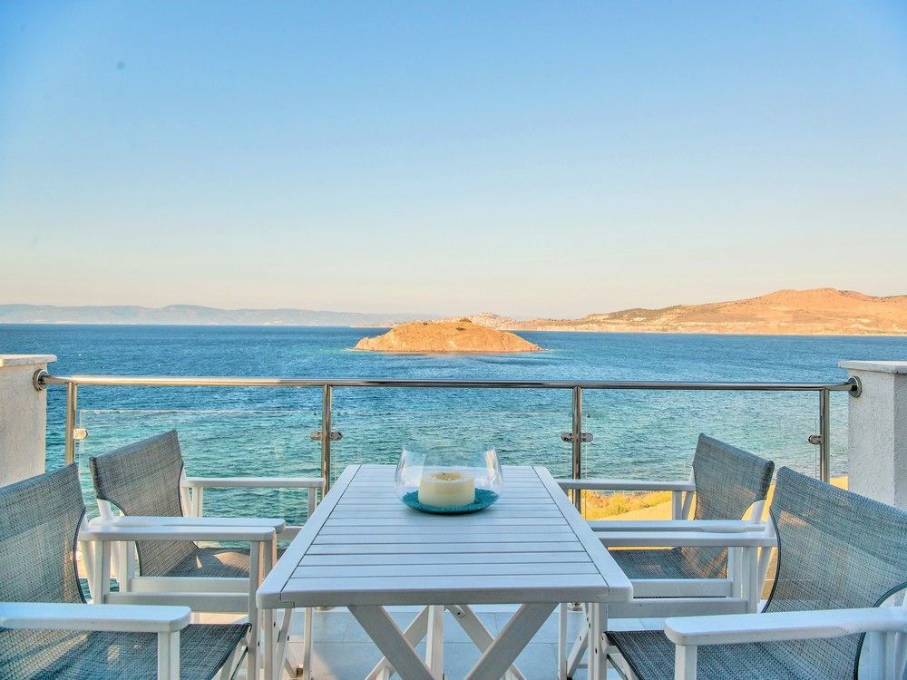 Eleia Seafront Rooms & Villas Petra  Exteriör bild